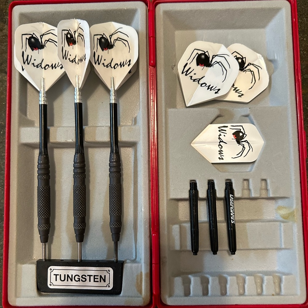 Black Widow Darts